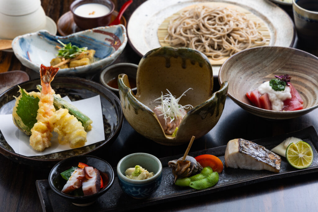 福岡市・天神南駅、渡辺通駅周辺の居酒屋「酒と蕎麦 まき野」さんのクチコミレポート。創作和食と手打ち蕎麦が人気