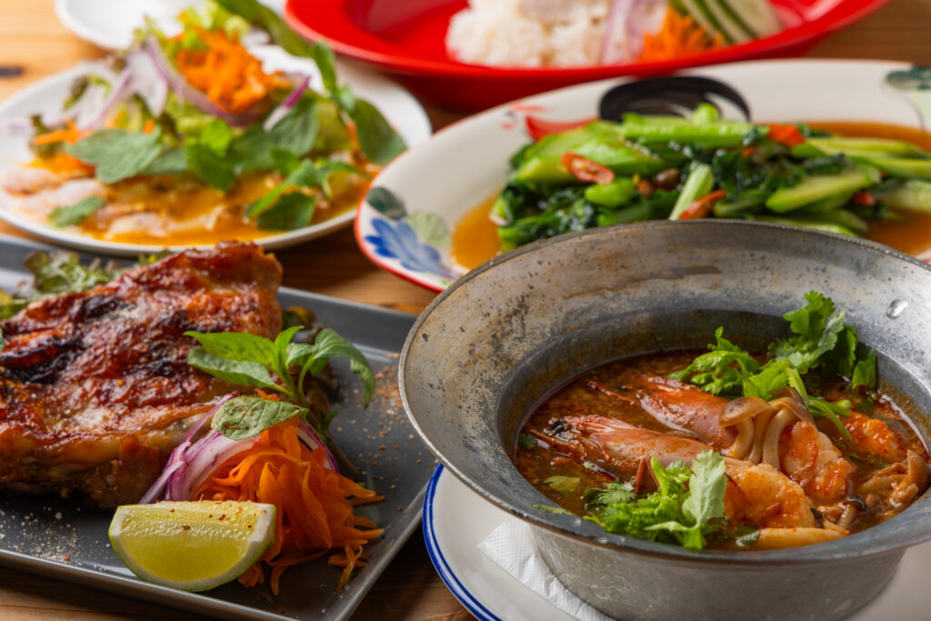 春日市・春日駅、春日原駅周辺のタイ・ベトナム料理「yummy mekong（ヤミーメコン）」さんのクチコミレポート。記念日・デートのランチやディナー、お弁当のテイクアウトにおすすめ